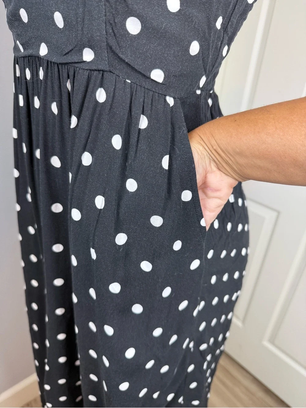 Old Navy Black and White Polka Dot Spaghetti Strap Dress